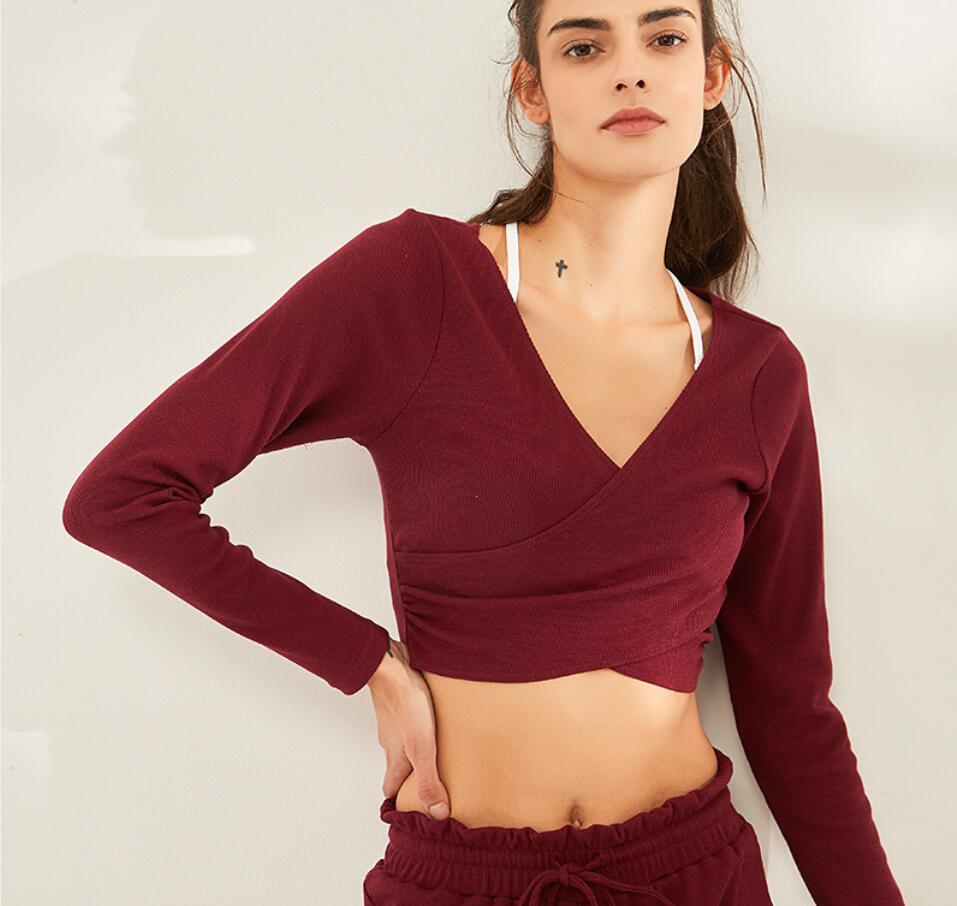 Long Sleeve Ribbed Yoga Crop Top