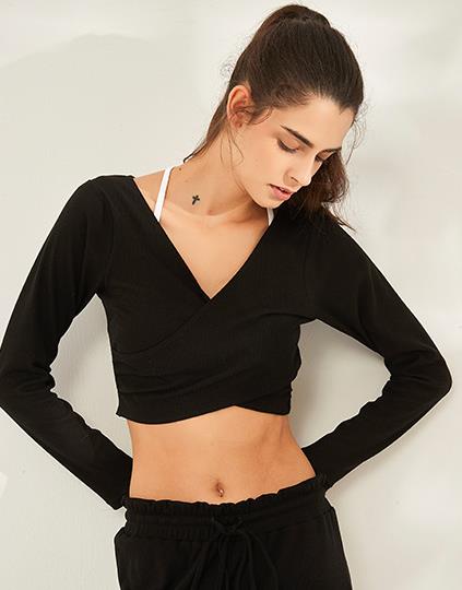 Long Sleeve Ribbed Yoga Crop Top